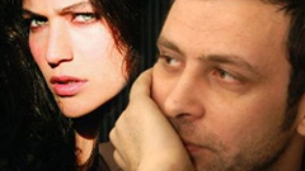 Nejat İşler ve Berrak Tüzünataç evleniyor