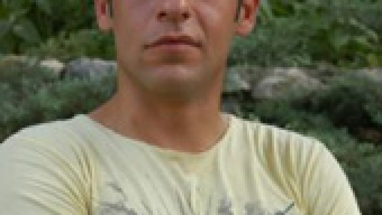 Efe Kavak Yellerinden ayrılıyor