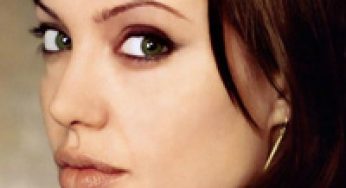 Angelina Jolie hastaneye kaldırıldı