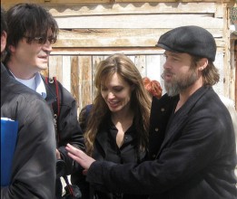 angelina jolie brad pitt cumcuma 01