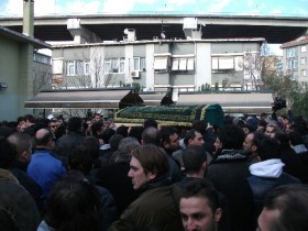 Erkan Aydoğan Oflu cenazesi erkan aydogan oflu cenaze