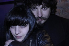 Mehmet Turgut sevgilisi ile Beyoğlu turunda mehmet turgut sevgilisi