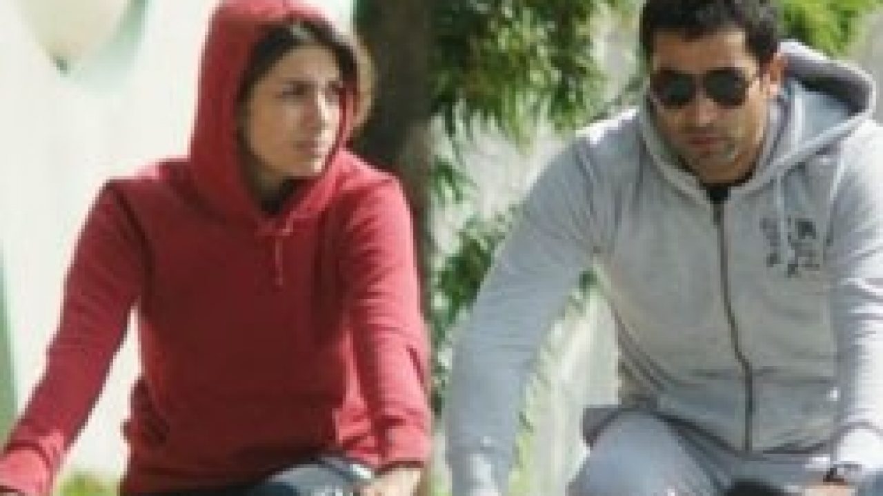Kenan İmirzalıoğlu ile Özge Akbulut bisiklet turunda kenan imirzalioglu ozge akbulut bisiklet