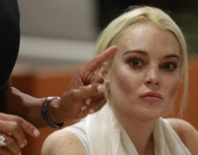 Lindsay Lohan yine tutuklandı lindsay lohan hapis