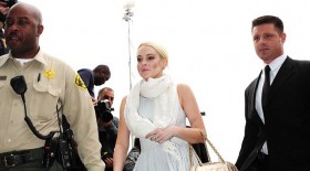 Lindsay Lohan morg temizleyecek lindsay lohan morg