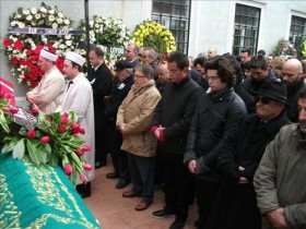 Ali Taran Acun Ilıcalı 'yı dövmek istedi acun ilicali ali taran cenaze