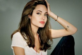 Angelina Jolie Ekvador ziyaretinde angelina jolie ekvador