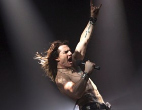 Rock of Ages fragmanı yayınlandı tom cruise rock of ages filmi