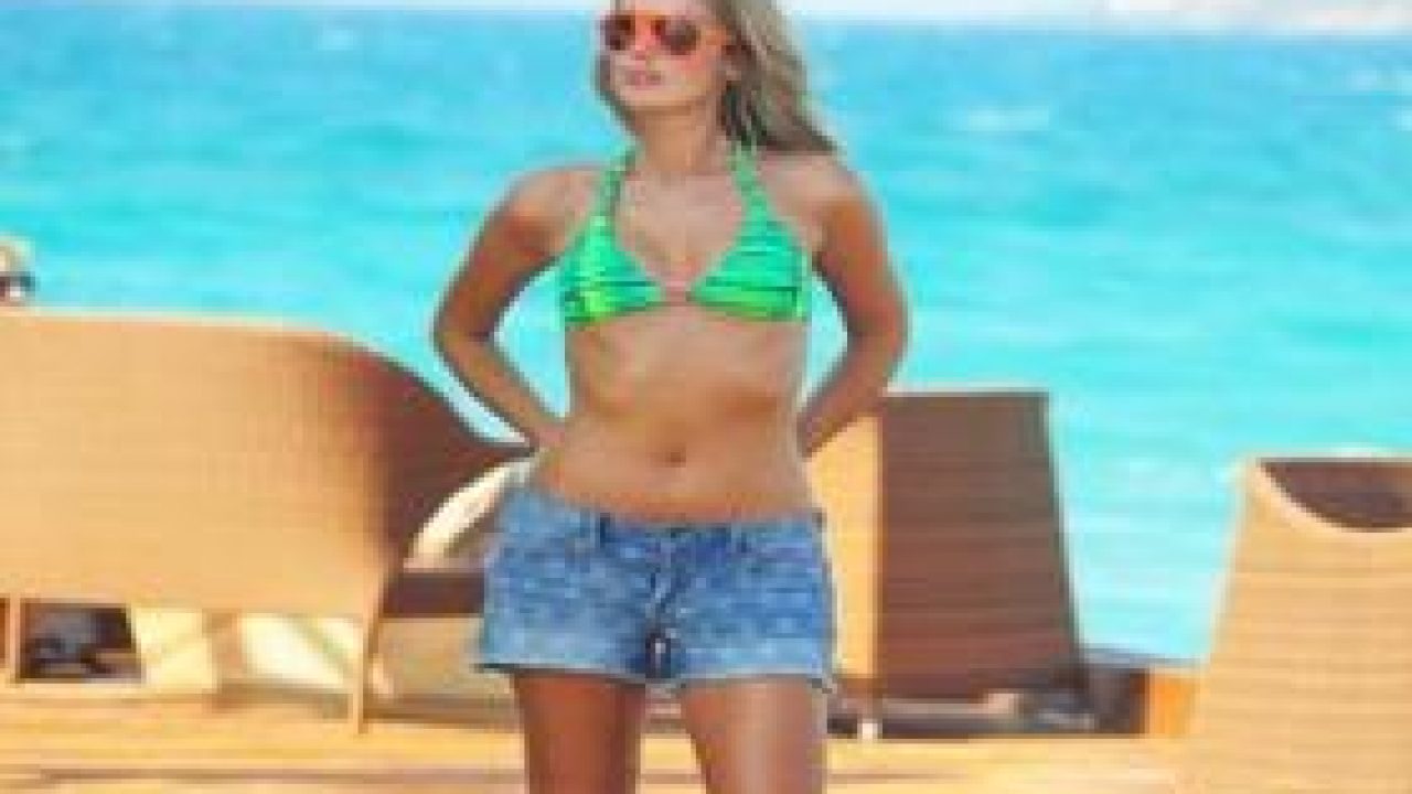 Petek Dinçöz Miami