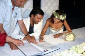 Ferruh Taşdemir,Özge Ulusoy’u fena kızdırdı ferruh tasdemir ozge ulusoy cumcuma