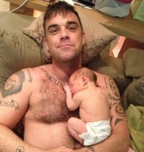 İşte Robbie Williams'ın kızı robbie williams kizi