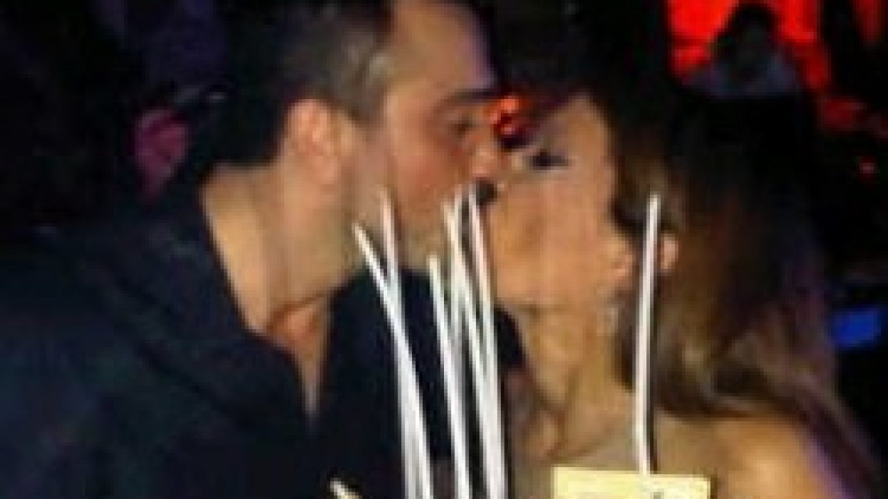 Demet Akalın'ın mutlu gecesi demet akalin esi
