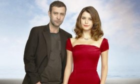 Buse Terim İntikam dizisinin stil yorumcusu oldu 2 Buse Terim İntikam dizisinin stil yorumcusu oldu