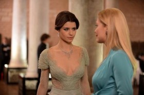 Beren Saat'e özel elbise 2 Beren Saat'e özel elbise