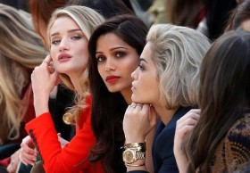 Nil Karaibrahimgil Londra Moda Haftası'nda 2 Nil Karaibrahimgil Londra Moda Haftası'nda