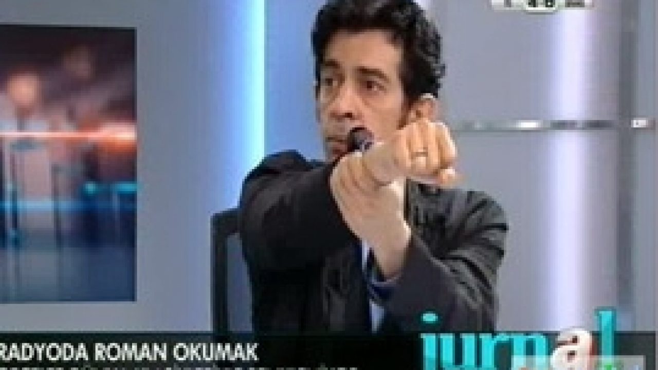 Okan Bayülgen el hareketiyle korkuttu 2 Okan Bayülgen el hareketiyle korkuttu