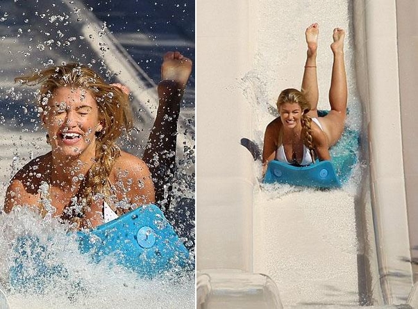 Amy Willerton'un İspanya'da su parkı keyfi 4 amy-willerton-ispanya