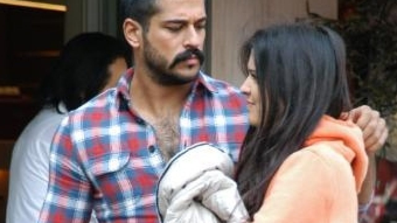 Burak Özçivit'ten ayrılık açıklaması 2 Burak Özçicit'ten ayrılık açıklaması