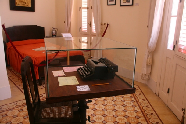 Küba'da yeni rota: Ambos Mundos Hotel 3 hotel ambos mundos hemingways typewriter