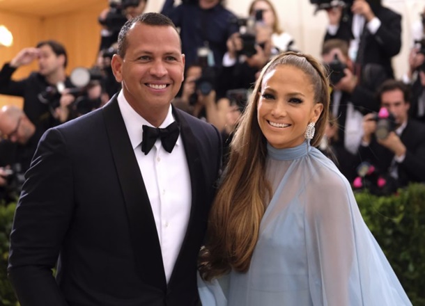 Jennifer Lopez: Yaşlanırken yanımda birisinin olmasını çok isterim 4 Jennifer Lopez: Yaşlanırken yanımda birisinin olmasını çok isterim