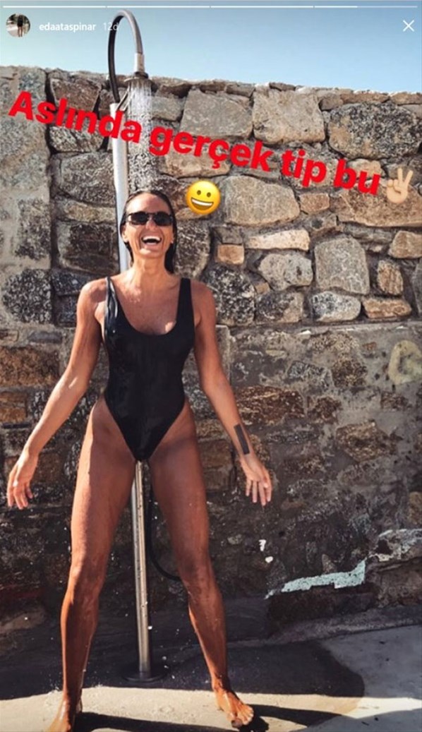 Eda Taşpınar Mykonos'taki duş pozuyla yine çok konuşulacak 4 eda taspinar dusta