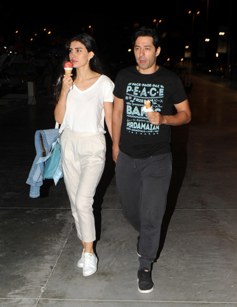 Mert Fırat İdil Fırat çifti düğünden sonra ilk kez görüntülendi 3 mert firat