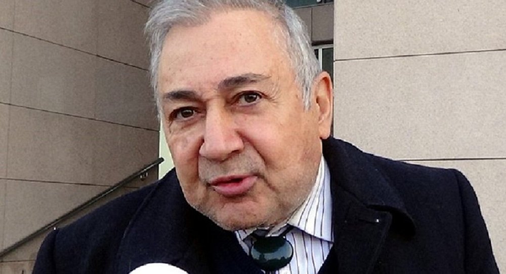 'Sigaraya özendiriyor' diyen Orhan Kural'a Cem Yılmaz'dan cevap 2 orhan kural sigara cem yilmaz