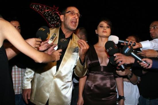 Cem Özer ve Nurgül Yeşilçay boşanıyor