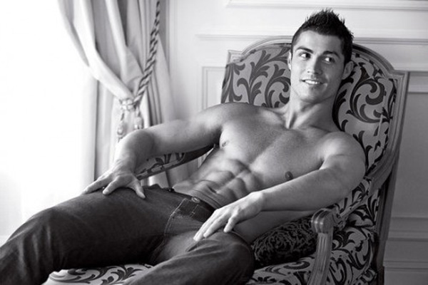 Cristiano Ronaldo, Armani reklamı Video 4 Cristiano Ronaldo, Armani reklamı Video