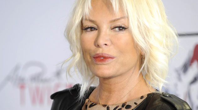 Ajda Pekkan, Uzakdoğu doktorlarını tercih etti 1 Ajda Pekkan, Uzakdoğu doktorlarını tercih etti