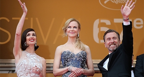 Cannes'da bayraklar yarıya indirildi 5 Cannes’da bayraklar yarıya indirildi