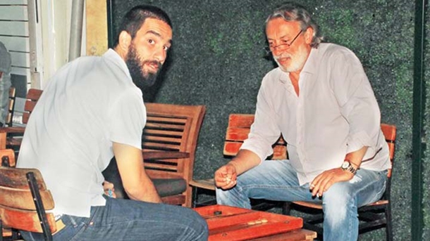 Arda Turan’ın manevi ağabeyi Zafer Çika kalp krizi geçirdi