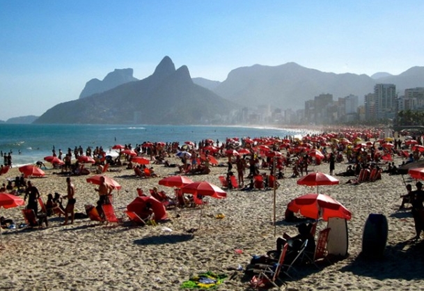 Brezilya sahilleri yanıyor! 16 Brezilya sahilleri yanıyor!