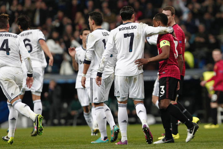 Real Madrid Manchester United maçı özeti / Bernabeu'da kazanan yok (Video) 12 Real Madrid Manchester United maçı özeti / Bernabeu’da kazanan yok (Video)