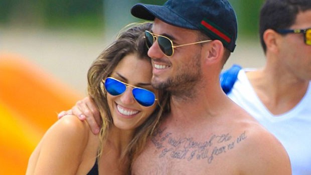 Sneijder hakkında flaş iddia! Her gece... 1 Sneijder hakkında flaş iddia! Her gece…