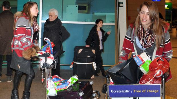 Serenay Sarıkaya İtalya’dan döndü