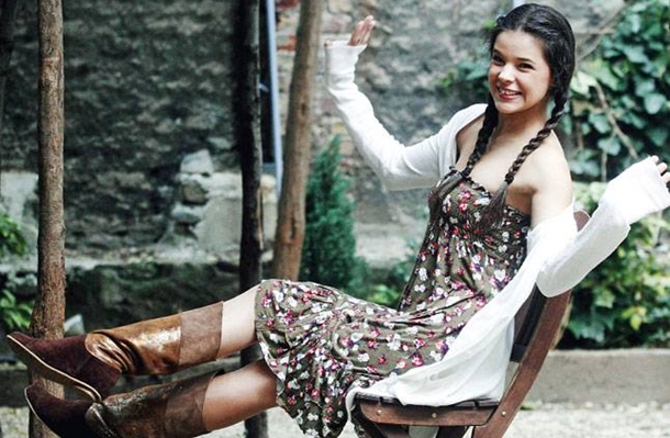 Ünlü oyuncu fidan dikip duvar boyayacak!