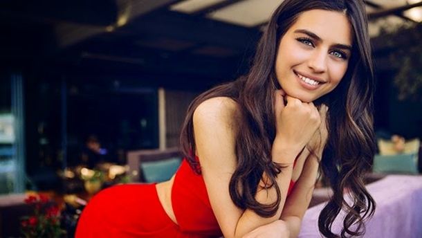 Amine Gülşe'ye şaşırtan uyarı: Kilo ver! 1 Amine Gülşe’ye şaşırtan uyarı: Kilo ver!