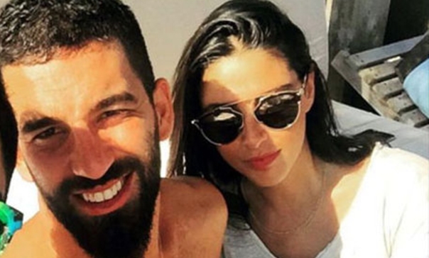 Arda Turan Aslıhan Doğan ile ayrıldı mı?