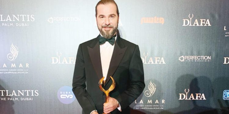 Engin Altan Düzyatan Dubai'de büyük sevinç yaşadı 1 Engin Altan Düzyatan Dubai’de büyük sevinç yaşadı