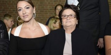 Hadise annesi için seferber oldu