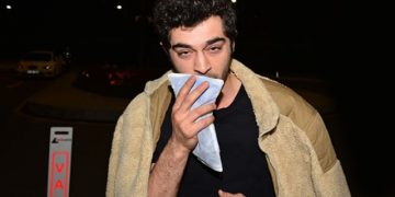 Burak Deniz’i köpek ısırdı