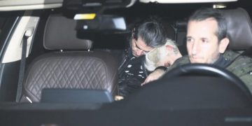 Olay iddia! Eşinden boşanıp Sıla’ya yerleşti