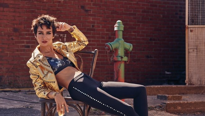 Birce Akalay İstanbul'u terketti 1 Birce Akalay İstanbul’u terketti