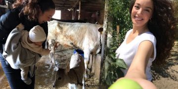 Azra Akın'ın çiftlik hayatı 9 Azra Akın’ın çiftlik hayatı