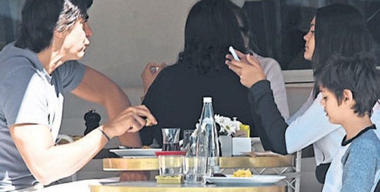 İbrahim Kutluay çocuklarıyla baş başa 1 İbrahim Kutluay çocuklarıyla baş başa