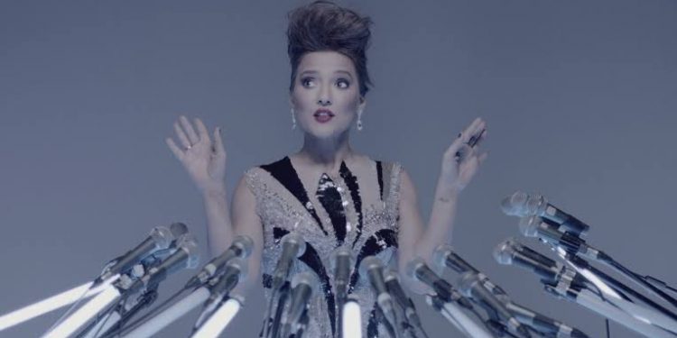 Demet Akalın’dan takipçisine olay sözler 1 Demet Akalın’dan takipçisine olay sözler