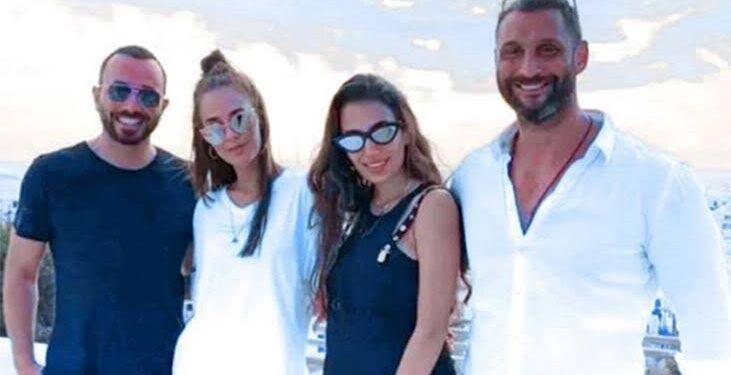 Mykonos’ta aşk tazelediler 1 Mykonos’ta aşk tazelediler