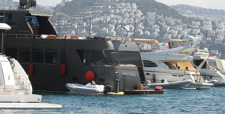 Arda Turan'ın Beş Yıldızlı Teknesi 1 Arda Turan’ın Beş Yıldızlı Teknesi