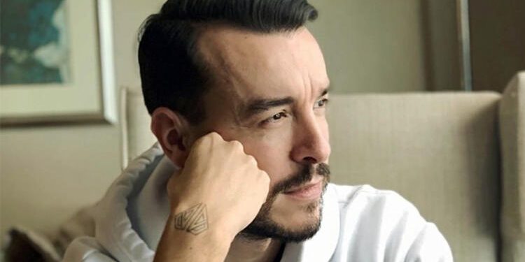 Cem Adrian kaza geçirdi 1 Cem Adrian kaza geçirdi